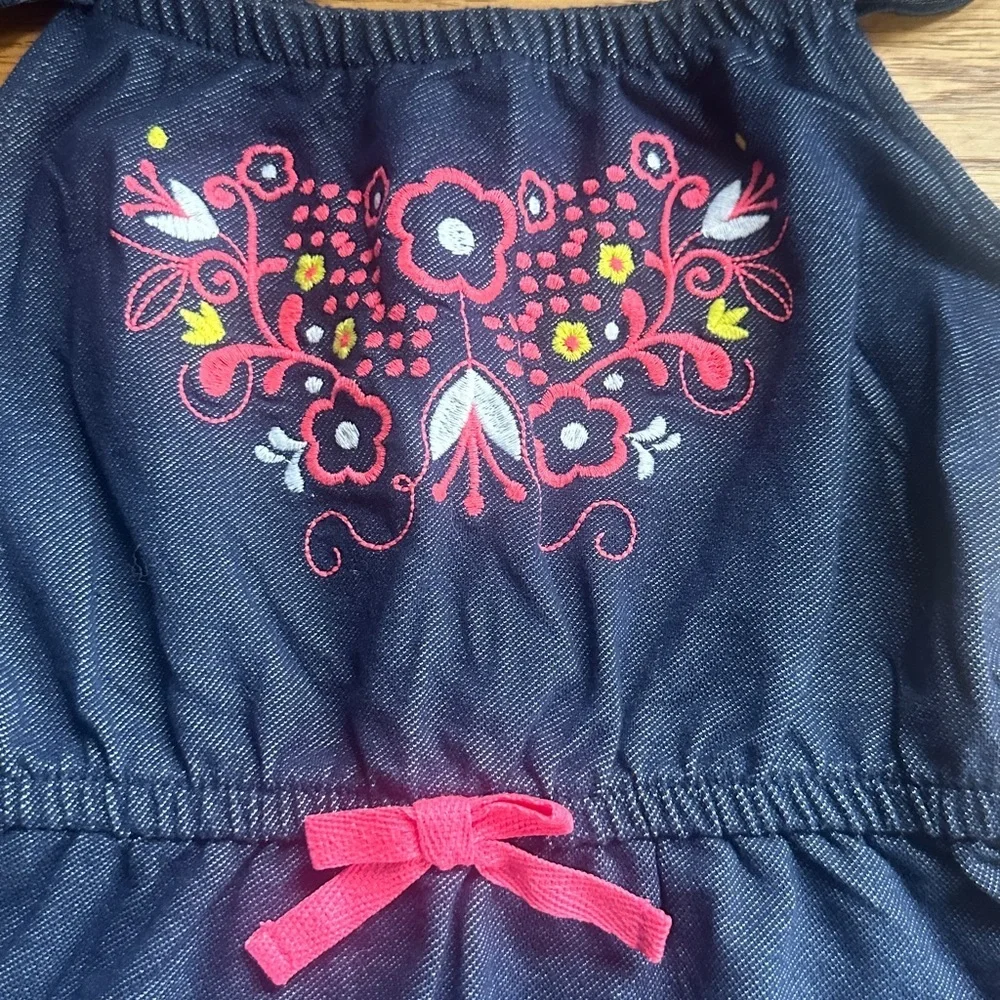 ❤️🆕 THE CHILDREN’S PLACE Navy Blue Kids Dress with Pink Embroidery 3T - Picture 3 of 5